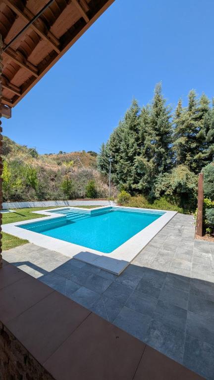 Casa con piscina y jardín Alma - B&B Lobón