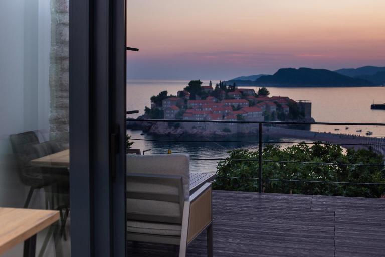 Sveti Stefan Panorama View - Bed and Breakfast Sveti Stefan