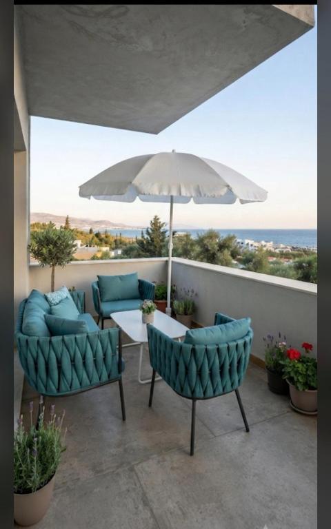 3 DIAMONDS Apartment, Drymades, Gjilekë, Palase - Chambres d'hôtes Gjalicë