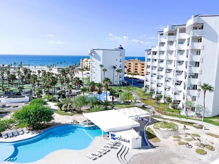 A302 Casa Blanca Golf Villa - 3 Bedrooms 3 Baths - B&B Puerto Peñasco