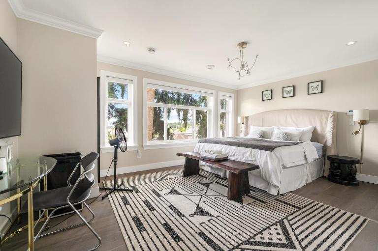 5-Star Luxury and comfortable home - Ferienwohnung New Westminster