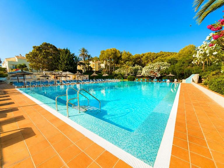 2 BR Apartment at La Manga Club Resort - Ferienwohnung Atamaría
