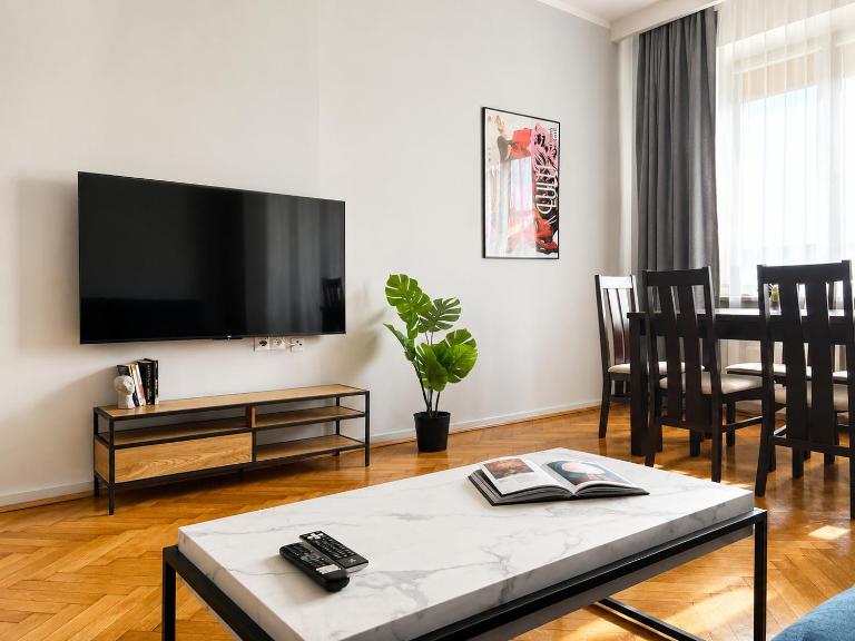 Big apartment with 3 bedrooms - 115m2 only for you - Chambres d'hôtes Cracovie