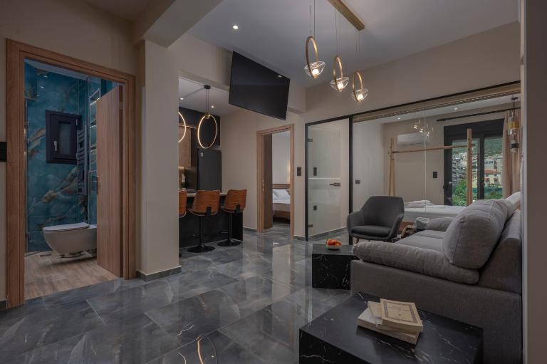 Skyline Luxury Suite Kavala - Bed and Breakfast Kavála