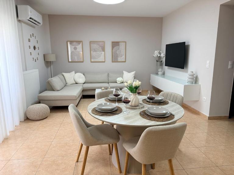 Modern-Apartment -City -Parking -Balcony - B&B Alexandroupoli