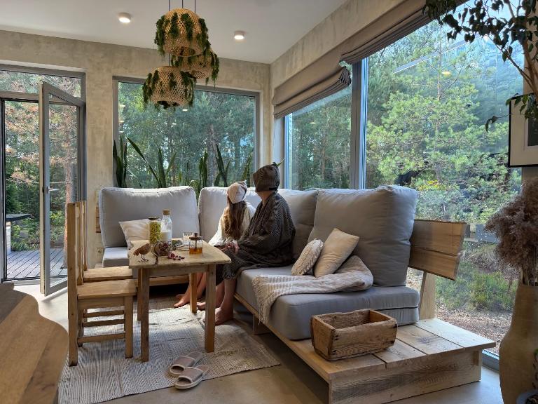 Nest Spa Mirror Villas - B&B Medemciems