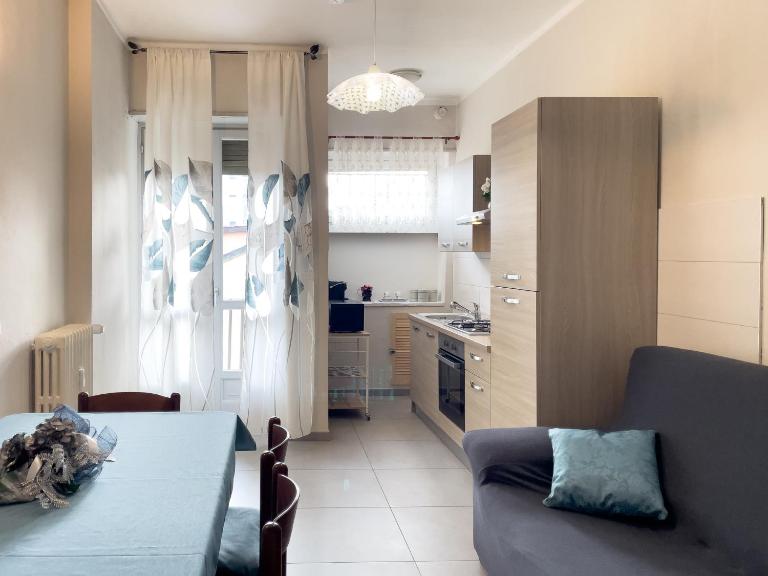 TO Sud, 4 beds, near the subway and the Poli Lingotto complex - B&B Turín