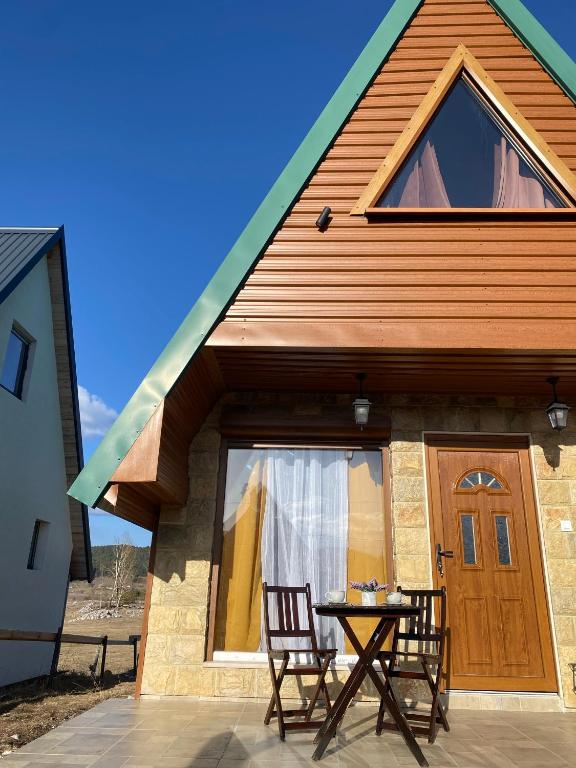 Two Pines Chalet 1 - B&B Zabljak