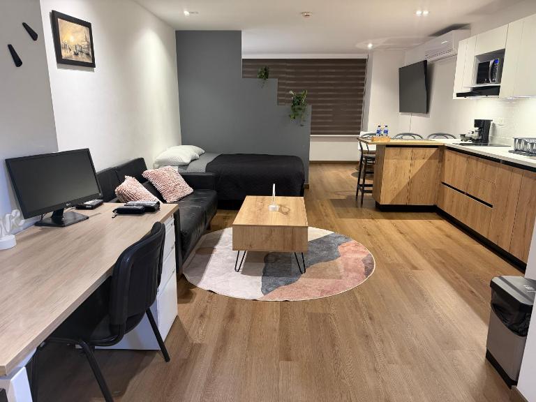 Acogedor Apto a pasos del metro de Medellín zona centro - B&B Medellín