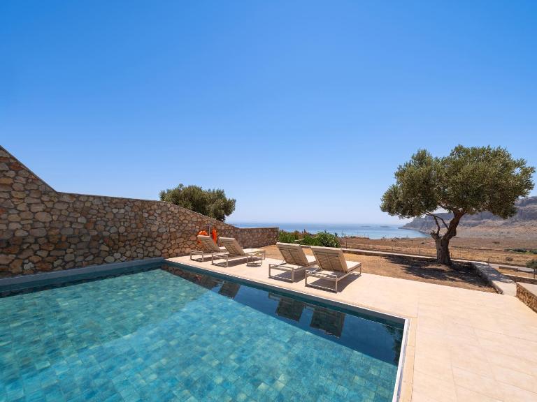 CASA 3 LINDOS, Blue Line Villas, private swimming pool - B&B Lindos