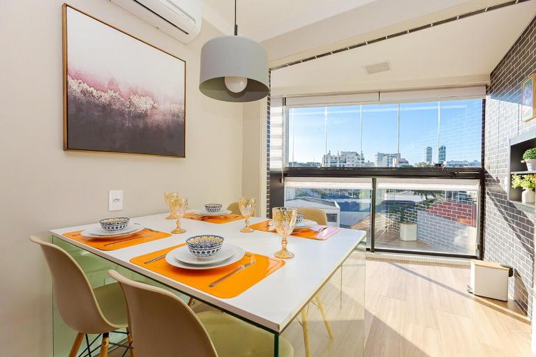 Apto Familia com Maq de Lavar, Ar Cond e SmartTV - B&B Curitiba