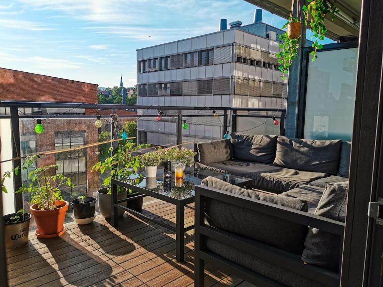 Central - high standard - terrace - balcony - 2 bedrooms - B&B Oslo