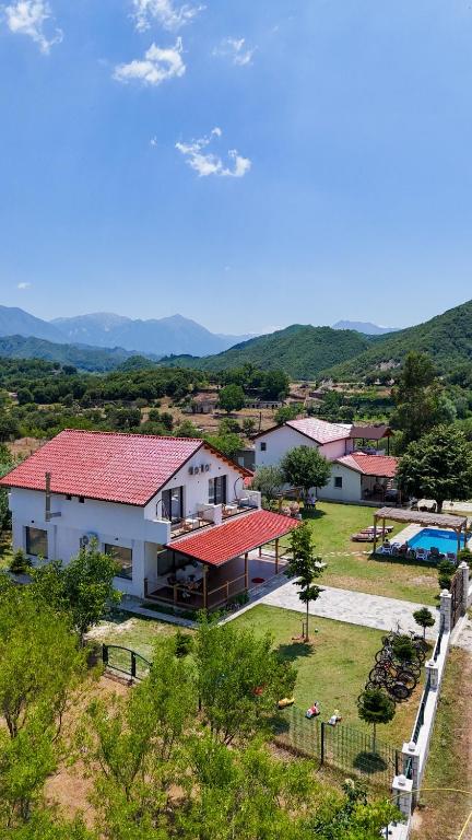 Guesthouse Micaj LA KRIDEA - B&B Himarë