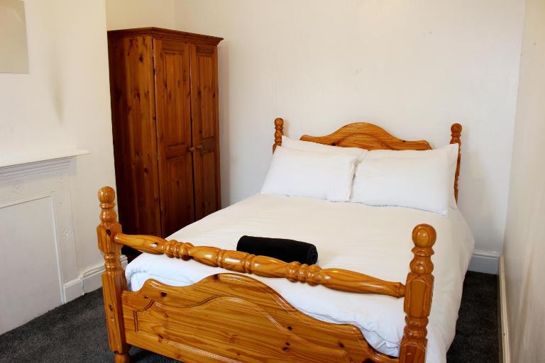 Workington Rooms - Simple Self Catering Accommodation - Workington Town Centre - Bed and Breakfast Workington