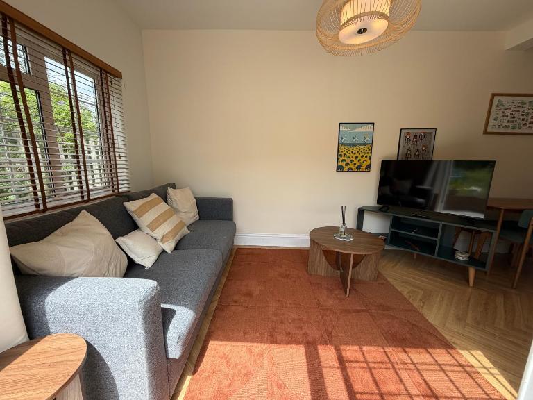 Peaceful Self-Contained Apartment - B&B Beckenham