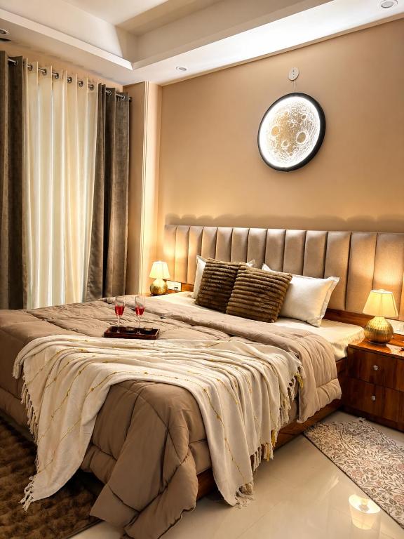 The Crescent - Ferienwohnung Gurugram