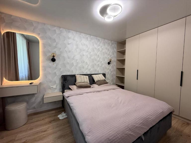 Исторический центр свой паркинг - Ferienwohnung Chişinău