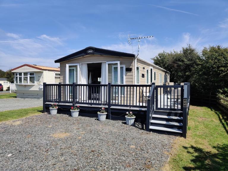 Pepper's Luxury Lodge - Bed and Breakfast Millom