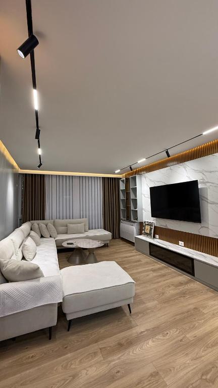 Luxury Spacious Apartment - Tirana - Ferienwohnung Tirana