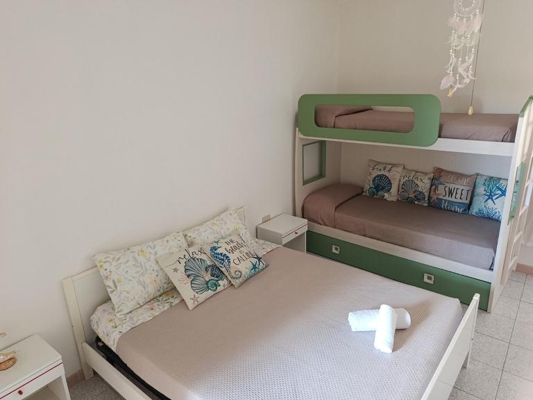 Family&Friends 3 - Cozy Garden 3-Room Guest Suite - Terraced Fruit Garden Quiet Outdoor Relaxation - Spacious group stay - fully equipped & minutes from the sea & beach - Ferienwohnung Galtellì
