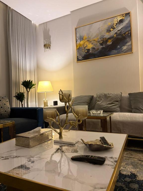 شقة فاخرة 3غرف بدخول ذاتي في الخبر - B&B Khobar