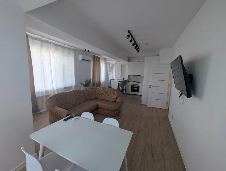 Elegant And Luxury Ismail 7 - Ferienwohnung Chişinău