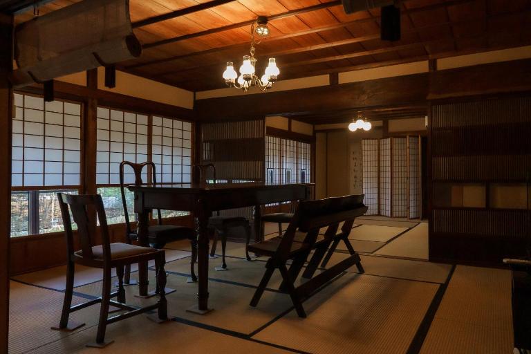 Tokyo Sake House - Bed and Breakfast Ome