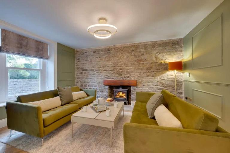 Newly renovated 4 Bedroom Cottage with Wood Burner - B&B Aysgarth