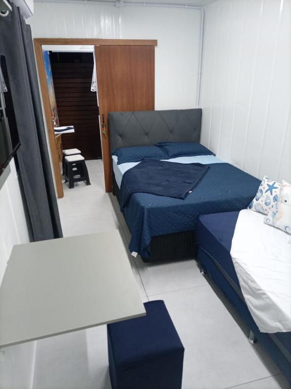 Casa da Tuga Refugio em Container 50metros do mar, 15km Beto Carrero e 3km do Aeroporto e Porto de Navegantes Centro da Cidade NÃO RECEBEMOS FUMANTES - B&B Navegantes