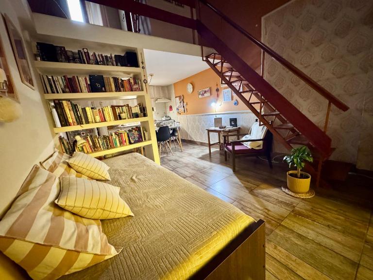 Loft Helena - acogedor, completo y céntrico - B&B Jesus Maria