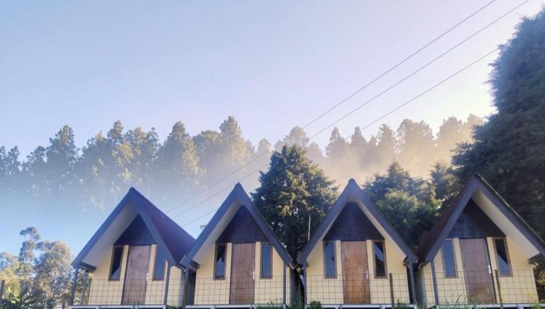 Sabda Desa Cabin - Chambres d'hôtes Cinyiruan