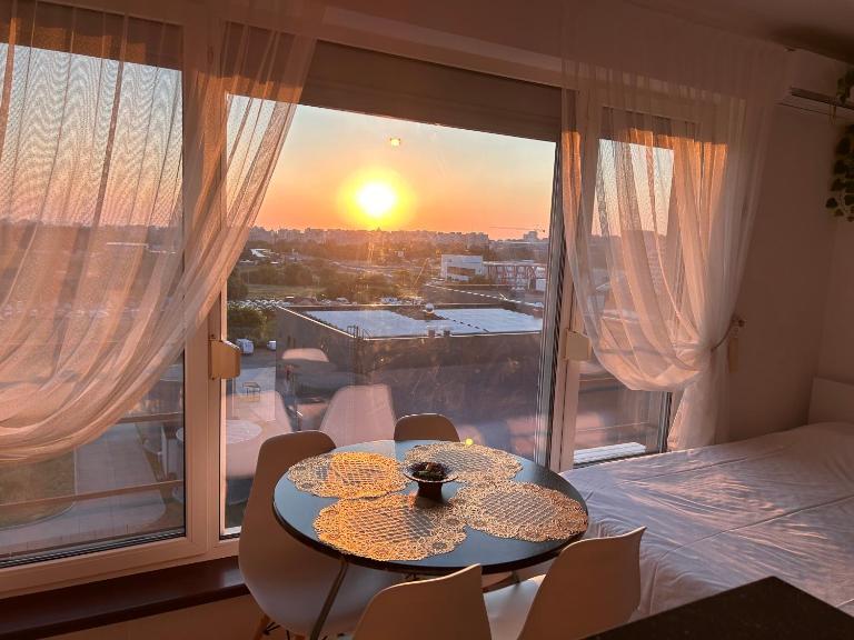 Studio D'or - Ferienwohnung Konstanza