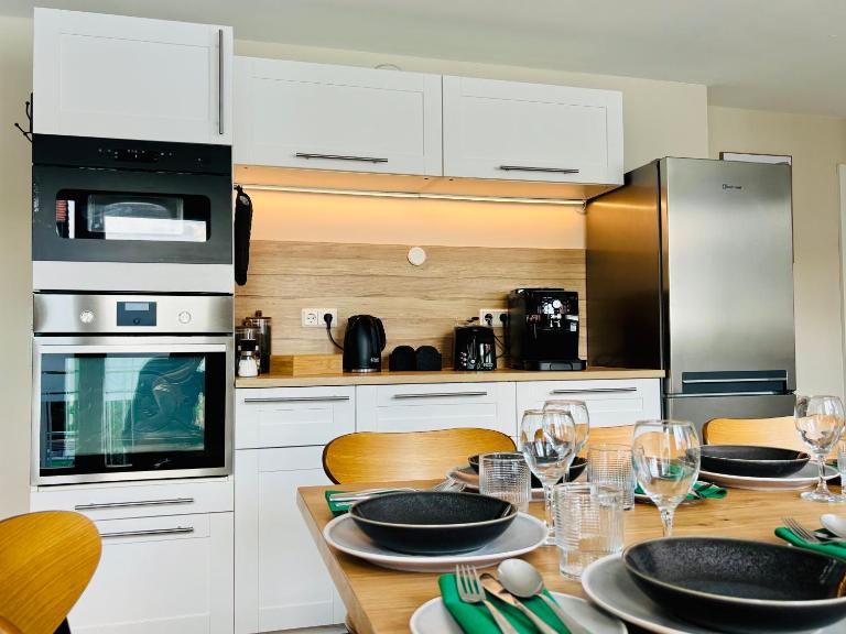 AyCatcherHomes - Mira I Old Town I 3BR Loft I 9 Guests - Ferienwohnung Marburg