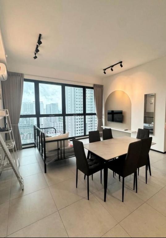 Wanderlust Retreat 3R5B by Urban Suites - Bed and Breakfast George Town
