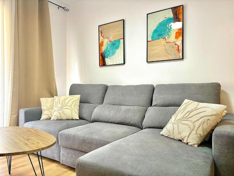 Renovated APT, Beach 1 min, WiFi, AC - Chambres d'hôtes Calpe