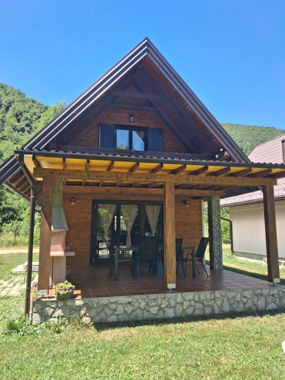 Vacation home Zara - B&B Lohovo