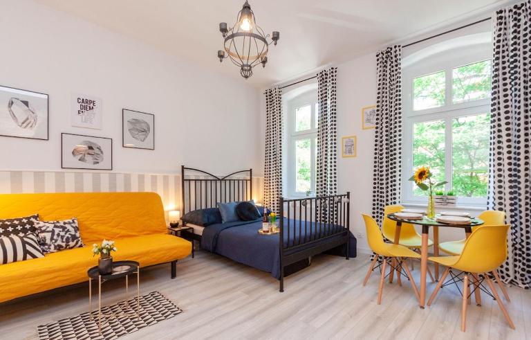 Sydonia Apartments - Black Apartment - Chambres d'hôtes Szczecin