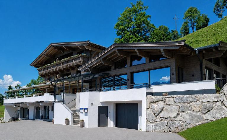 Gasthaus Schöne Aussicht - Familie Kitzbichler - B&B Rettenschöss