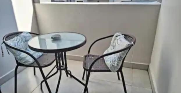 Four Sleeper at 92 On New - B&B Midrand
