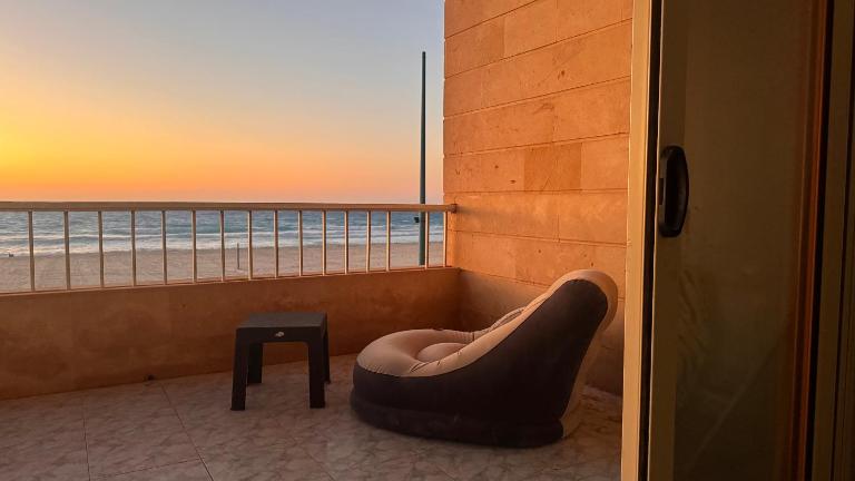 Beachfront Villa Sea View First Row - B&B Dawwār ‘Abd Allāh
