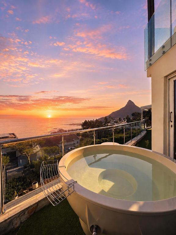 Mountain Oasis - Tide & Tranquility with Inverter - B&B Ciudad del Cabo