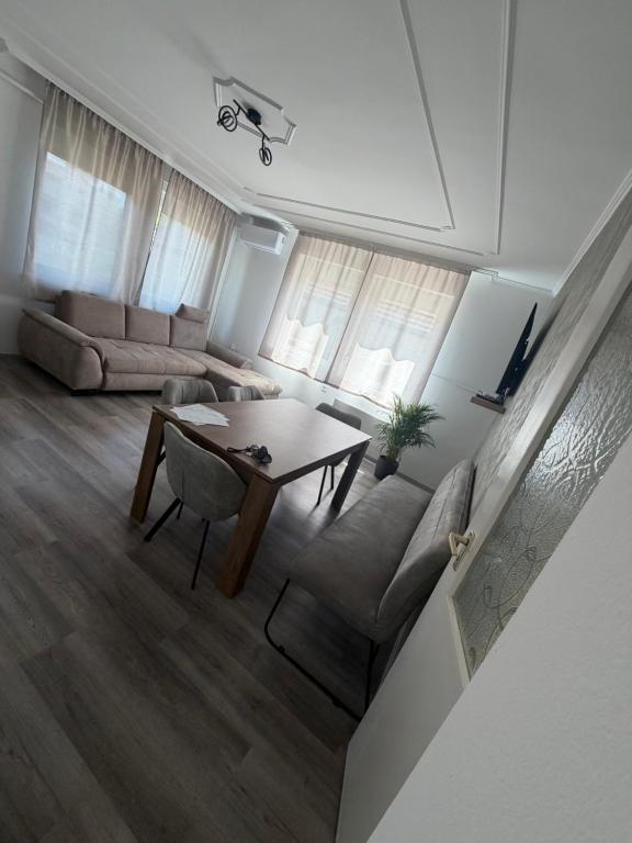 Ide Vissza apartman 3 - Ferienwohnung Siófok