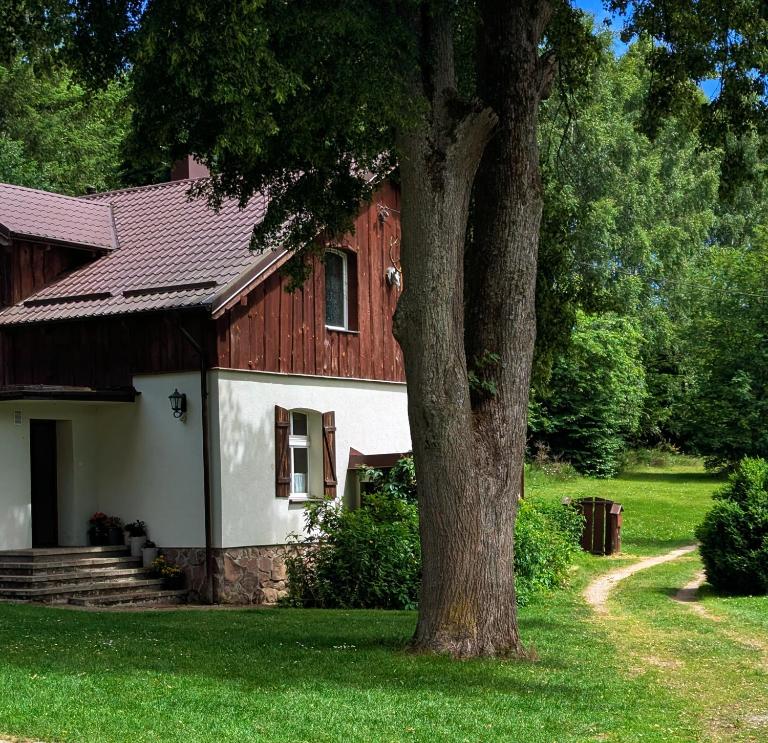 Leśniczówka Wysokie Kaczki - B&B Kaczkowo