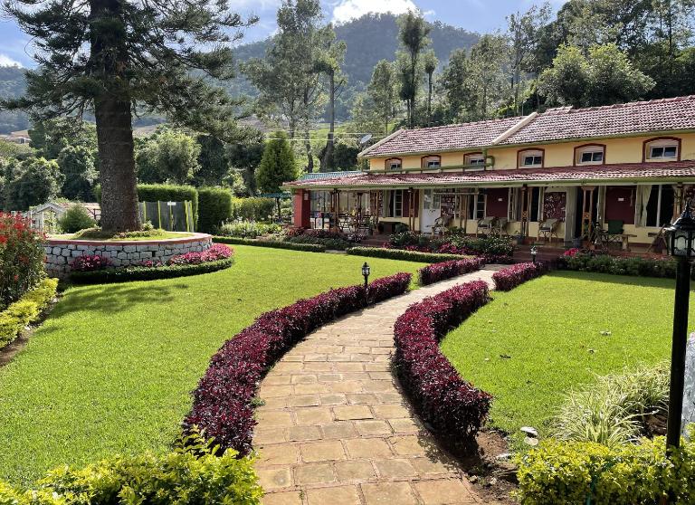 PRAKRITILAYA a VEGETARIAN AND NON ALCOHOLIC HOME - B&B Kotagiri