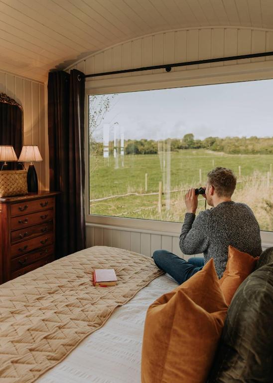 Unique Luxury Stay on Private Organic Farm in the Burren - B&B Corofin