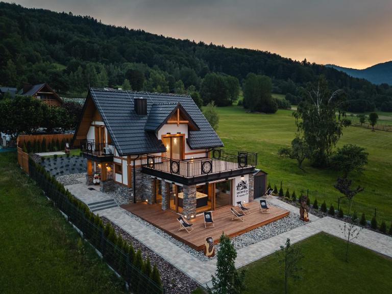 GORCOWIECZKA Private Spa House Sauna Jacuzzi Gorce Pieniny & Szczawnica Region - B&B Tylmanowa