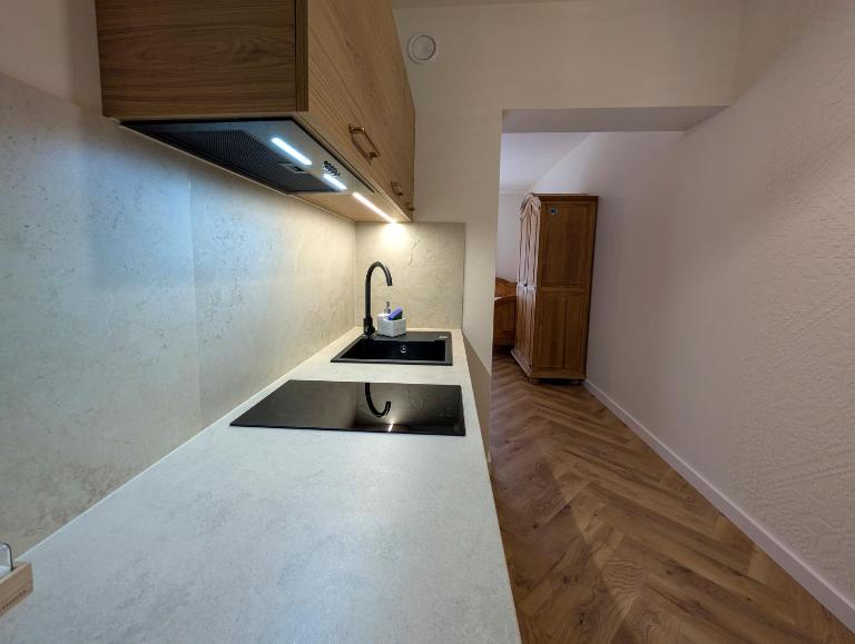 Apartamenty pod Aniołami z jacuzzi, tarasami, ogrodem, ogniskiem, parkingiem - B&B Olsztyn