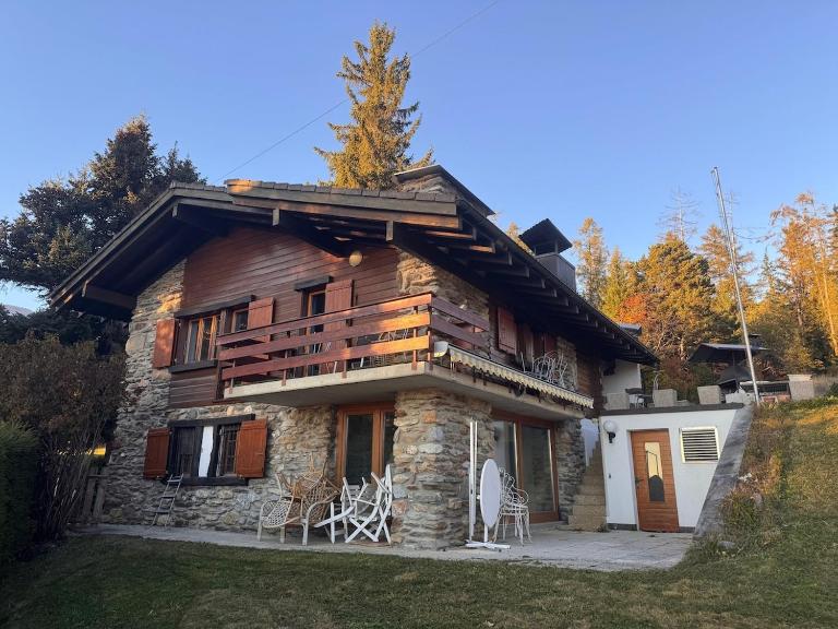 Chalet Ruisseaux - Havre de paix à Crans-Montana - B&B Icogne