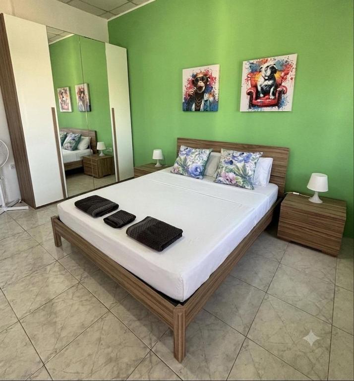Victoria Centre 2BR - Opposite Bus Terminal - Chambres d'hôtes Ir-Rabat
