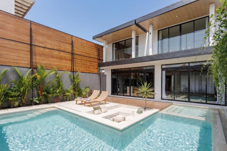 Bermain Haus - Panoramic Pool villa with Fast Wi-Fi&Netflix - Chambres d'hôtes Dalung